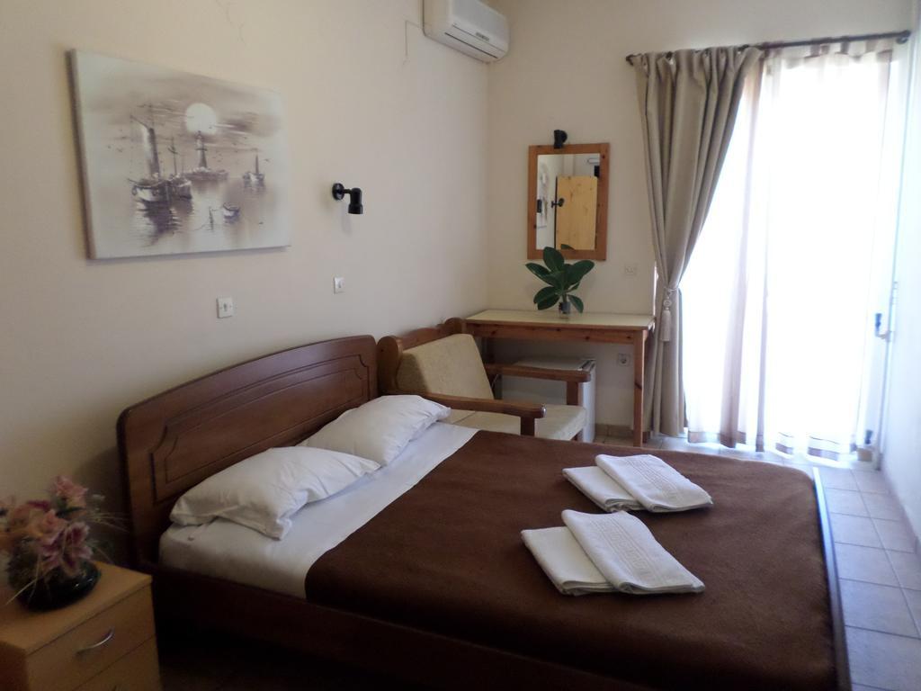 Tina Hotel Chania  ห้อง รูปภาพ