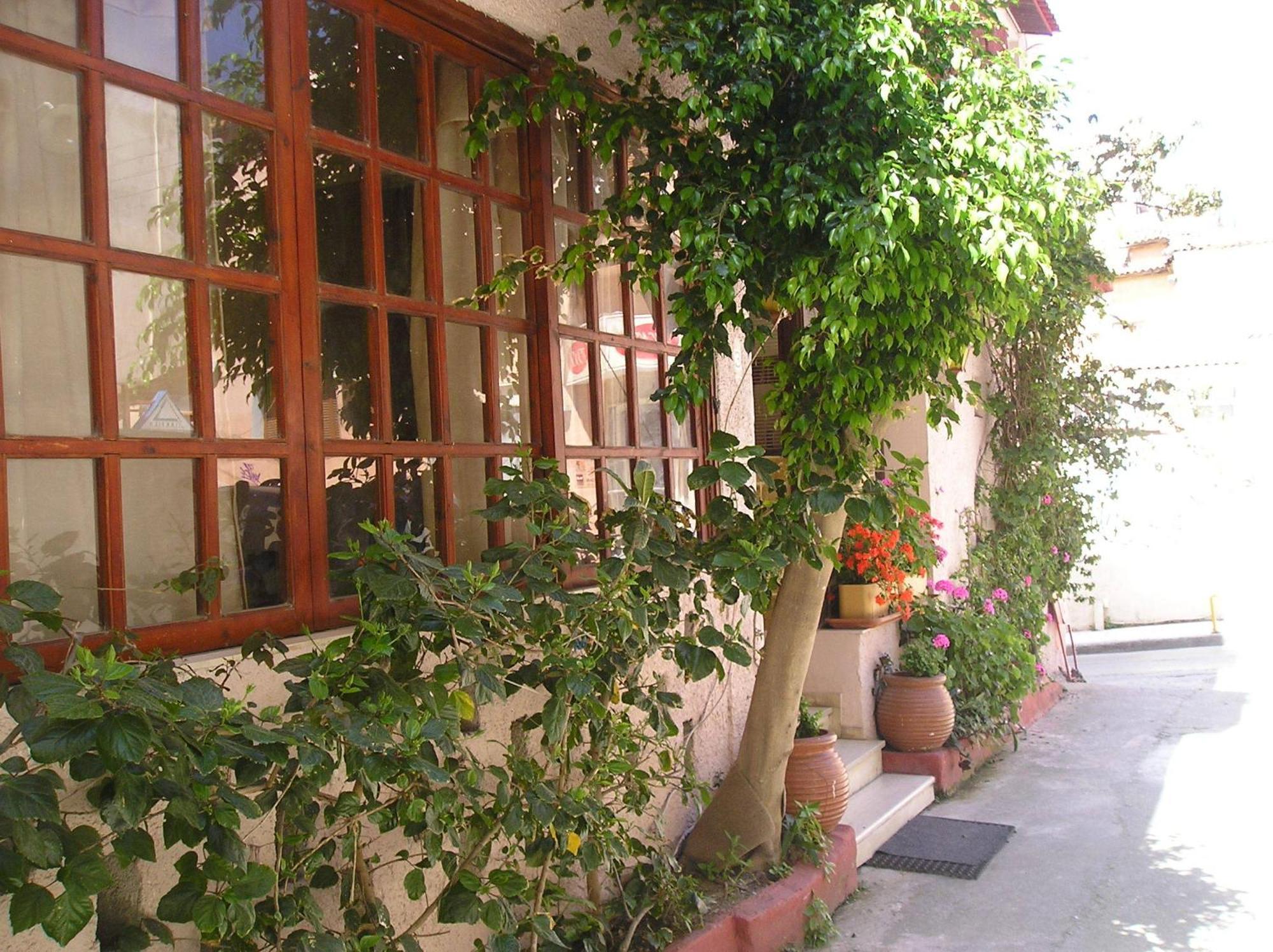 Tina Hotel Chania  ภายนอก รูปภาพ