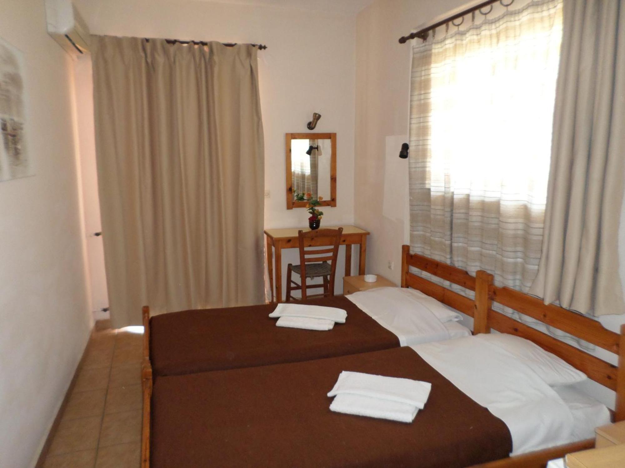 Tina Hotel Chania  ห้อง รูปภาพ
