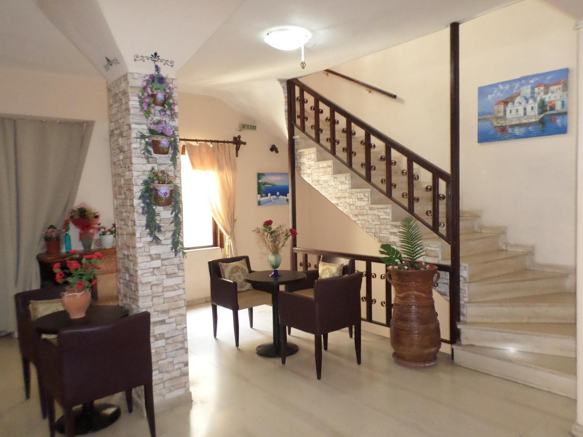 Tina Hotel Chania  ภายนอก รูปภาพ